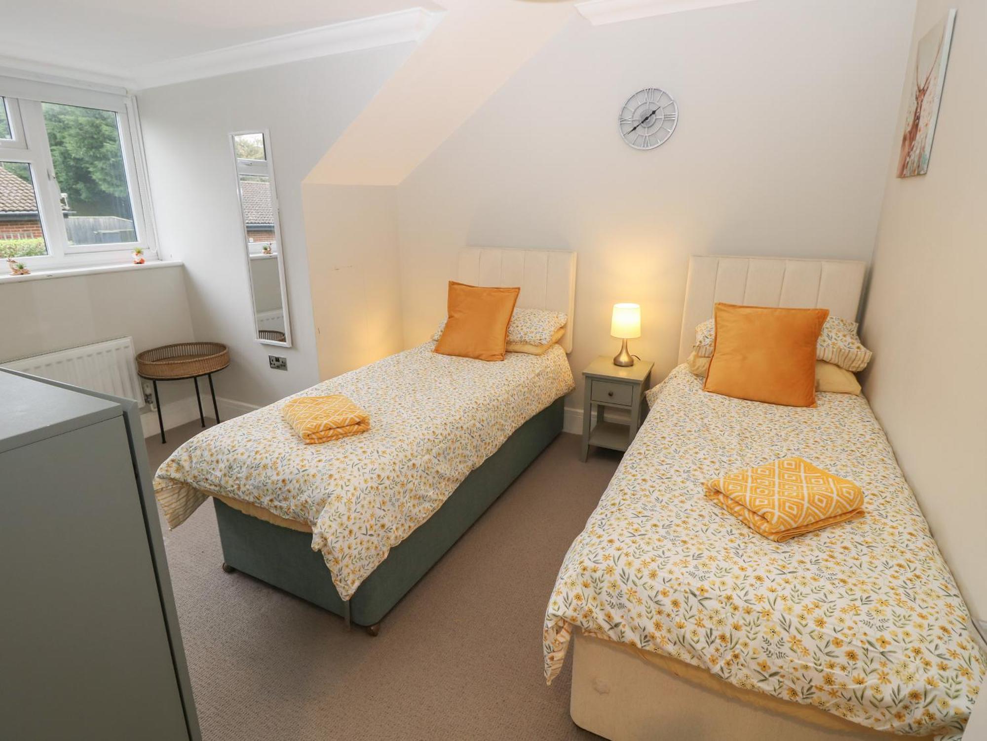 Rookley Lake Cottage Ventnor Ngoại thất bức ảnh